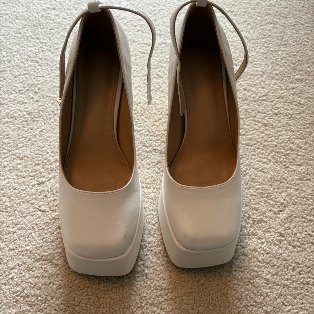 Elegant White Platform Heels - Size 7